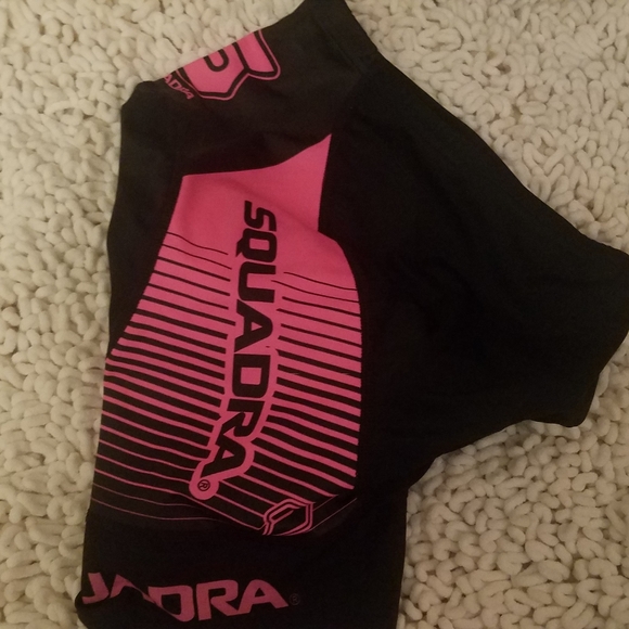 NWOT - spin cycling biker shorts - Picture 4 of 4